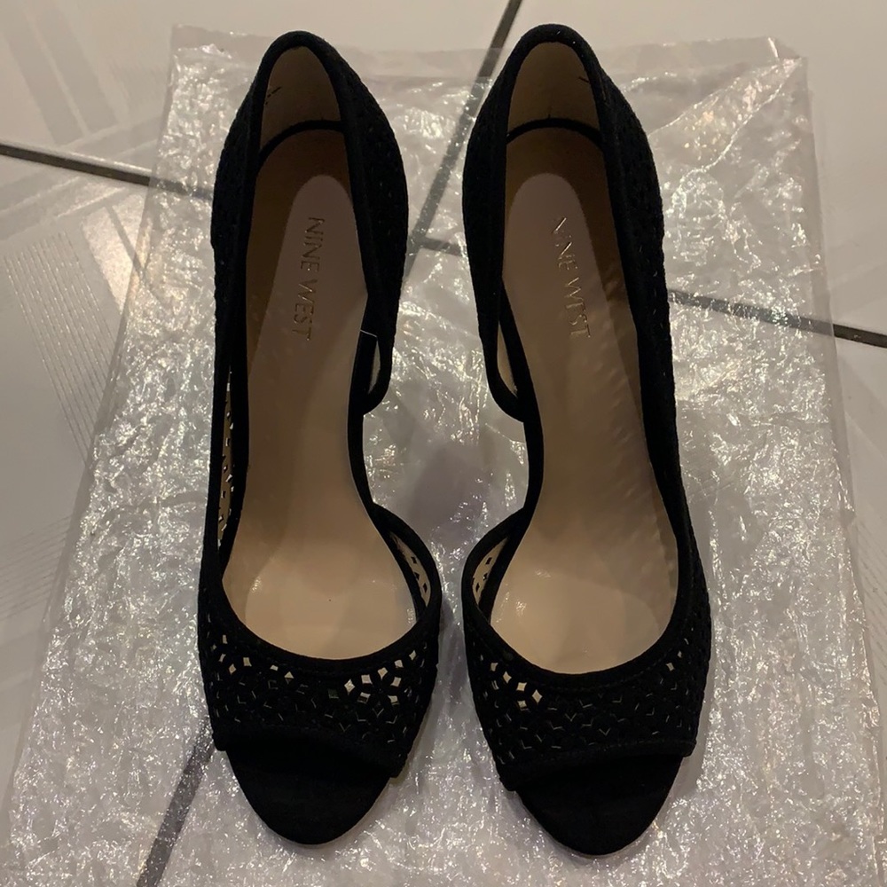 EUC Nine West Laser Cut Open Toe Black Suede Pumps